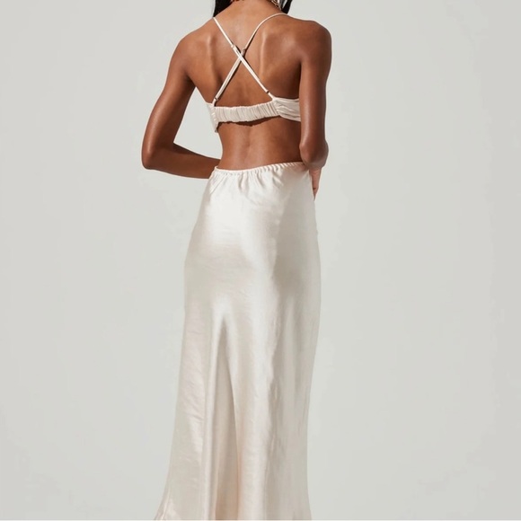 ASTR the Label Colette Satin Cutout Midi Dress - Picture 3 of 6